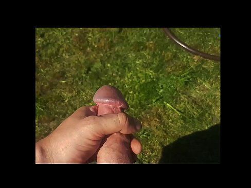 ❤️ Une chaudasse se fait baiser la chatte rose et jouit avec une giclée dans un jardin d'été... Porno dur at fr.porn33.top ❌❤